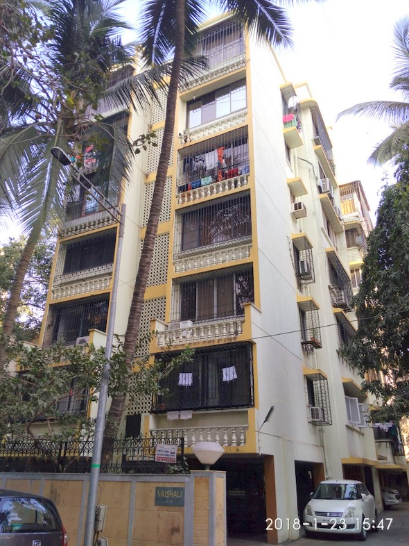 Main - Vaishali, Santacruz West
